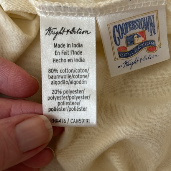 Giants Wright and Ditson Women’s Sz S, team t-shirt - Picture 9 of 9